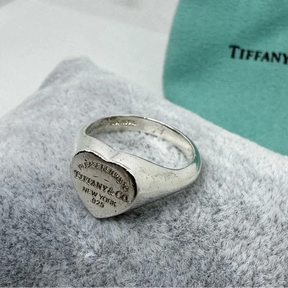 Tiffany & Co. Silver Heart Signet Ring - Picture 10 of 16